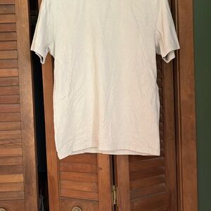 Uniqlo Cream Short Sleeve Tee